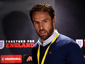Gareth Southgate turns down En...